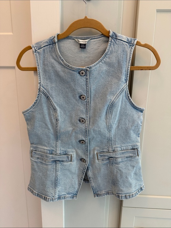 American Eagle Outfitters Jackets & Blazers - American Eagle Outfitters Light Blue Denim Vest